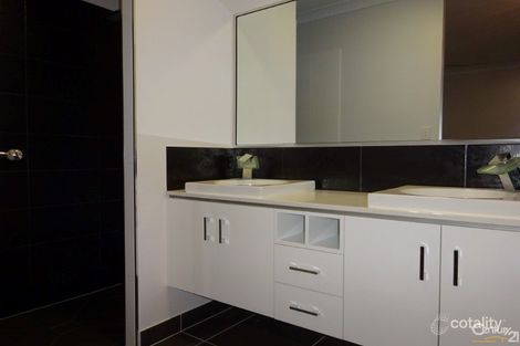 Property photo of 3 Cramer Street Bushland Beach QLD 4818