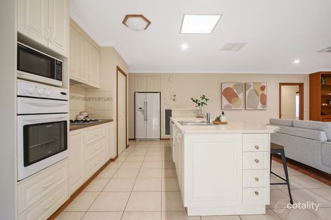 Property photo of 3 Cromer Fairway West Wodonga VIC 3690