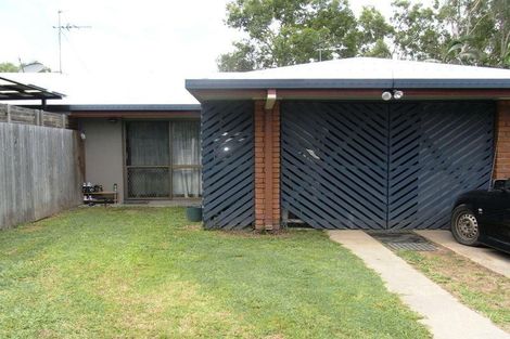 Property photo of 2/16 Cabbage Tree Road Andergrove QLD 4740
