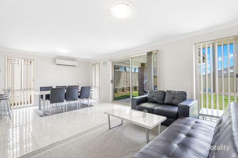 Property photo of 2/30 Victoria Street East Branxton NSW 2335