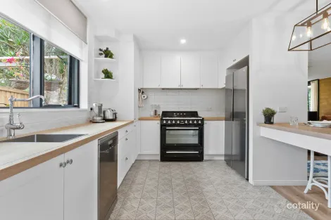 Property photo of 10 Diana Avenue West Pymble NSW 2073