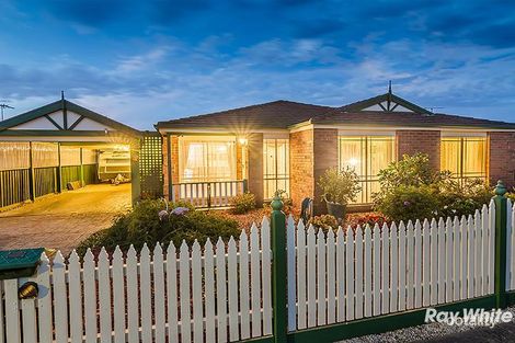 7 Comte Cl, Cranbourne West, VIC 3977