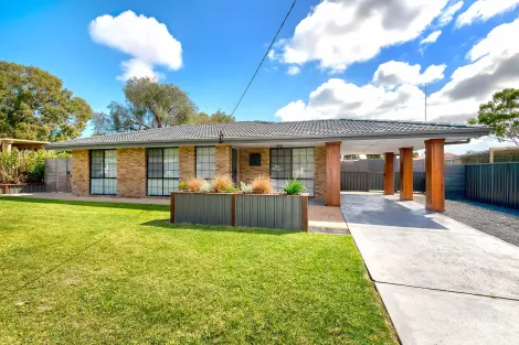 6 Waterwitch St, Carey Park, WA 6230