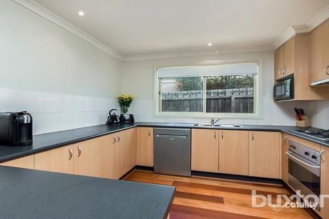 Property photo of 19 Molesworth Drive Highton VIC 3216