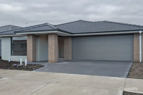 8 Paley Cct, Mount Duneed, VIC 3217