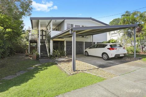 Property photo of 11 Brookside Road Labrador QLD 4215