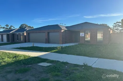8 Goldshine Cres, Drouin, VIC 3818