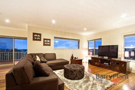 Property photo of 12 Liam Circuit Beaconsfield VIC 3807