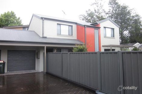 2/32 Churchill Cct, Hamilton South, NSW 2303