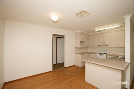 Property photo of 23 Alldis Place Kooringal NSW 2650