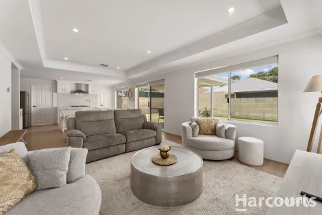 11 Honeydew Trl, Wannanup, WA 6210