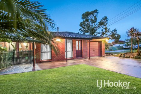 Property photo of 4 Sue Court Hampton Park VIC 3976