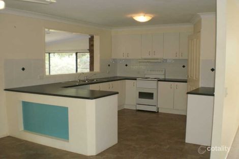 Property photo of 8 Neville Place Kingaroy QLD 4610