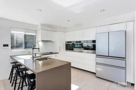 Property photo of 1/17 Masons Parade Point Frederick NSW 2250