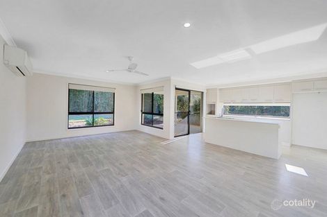 Property photo of 18 Panorama Drive Qunaba QLD 4670