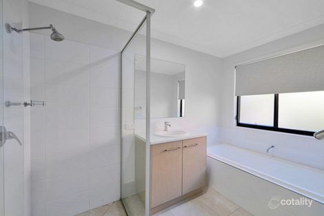 Property photo of 18 Panorama Drive Qunaba QLD 4670