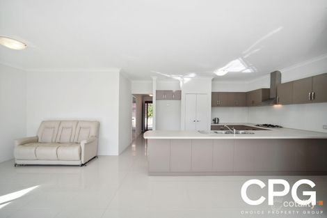 Property photo of 2/43 Boonooloo Road Kalamunda WA 6076