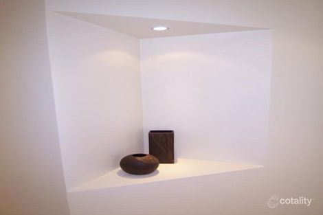 Property photo of 10 Simona Close Griffith NSW 2680