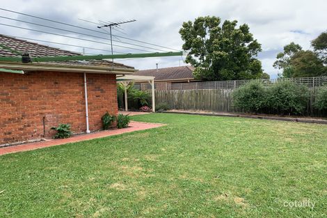 Property photo of 18 Festival Terrace Berwick VIC 3806