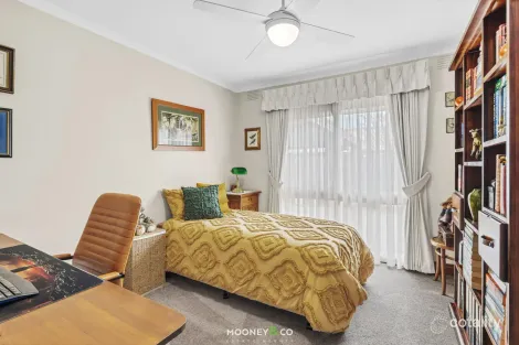 Property photo of 43 Holbourne Drive Junction Village VIC 3977