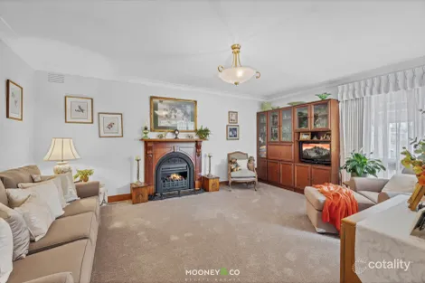 Property photo of 43 Holbourne Drive Junction Village VIC 3977