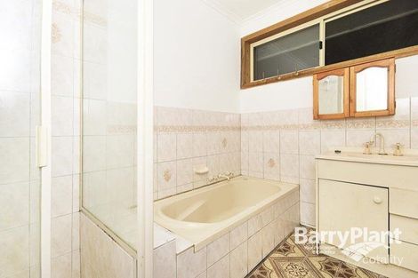 Property photo of 49 Emerald Drive Springvale VIC 3171
