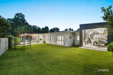 Property photo of 9 Emerson Drive Bonogin QLD 4213