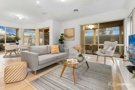 Property photo of 39 Oaklands Way Pakenham VIC 3810