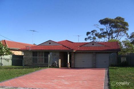 15 Scarborough St, Bundeena, NSW 2230