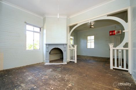 27 Christmas St, North Toowoomba, QLD 4350