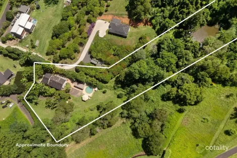 Property photo of 2A Hardy Close Korora NSW 2450