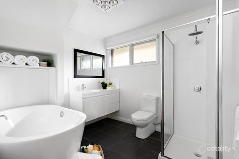 Property photo of 3 Pimelia Court Frankston VIC 3199