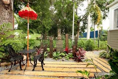 Property photo of 2 Lamington Road West End QLD 4810