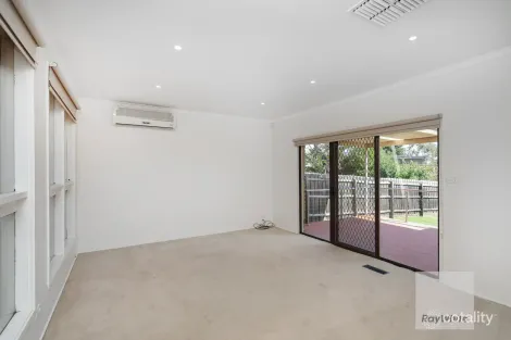 Property photo of 4 Copeland Road Westmeadows VIC 3049