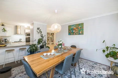 43b Hillsborough Dr, Nollamara, WA 6061