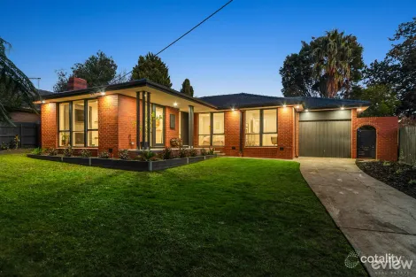 Property photo of 28 Carramar Drive Frankston VIC 3199