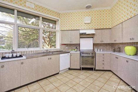 Property photo of 16 Gruyere Crescent Ivanhoe East VIC 3079