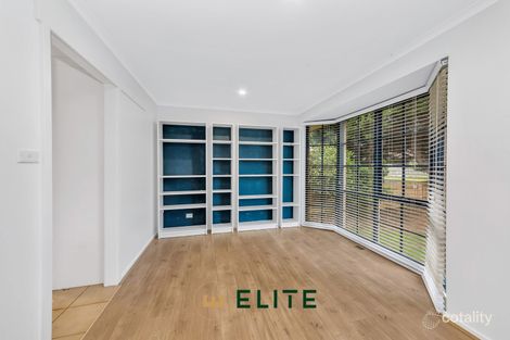 Property photo of 5 County Drive Berwick VIC 3806