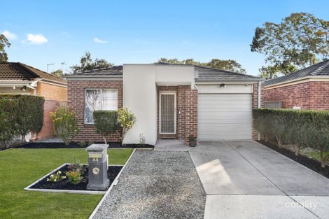 Property photo of 44 Wattlewoods Place Carrum Downs VIC 3201