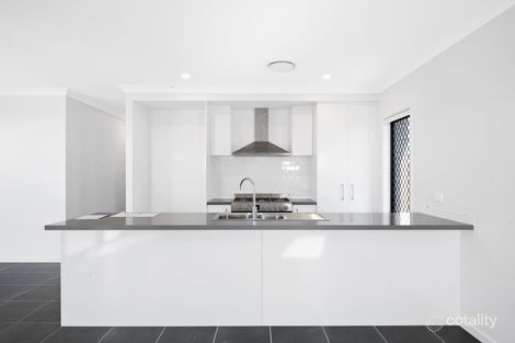 Property photo of 45 Waratah Street Pallara QLD 4110
