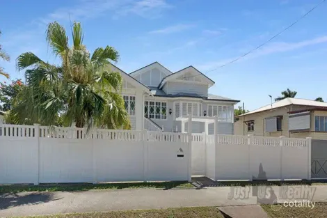 27 Walker St, Bundaberg South, QLD 4670