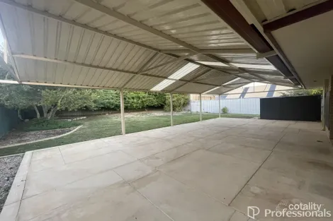 Property photo of 31 Pollard Way Warnbro WA 6169