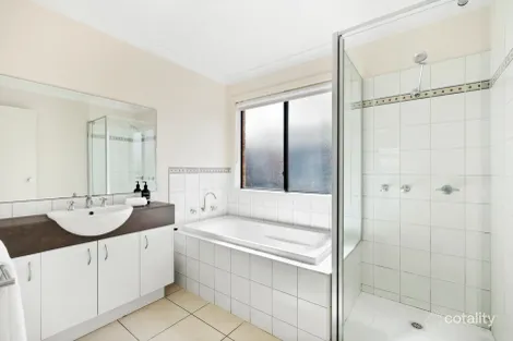 Property photo of 4 Dexter Grove Point Cook VIC 3030