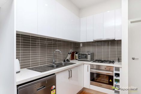 Property photo of 4/137 Bowes Avenue Airport West VIC 3042