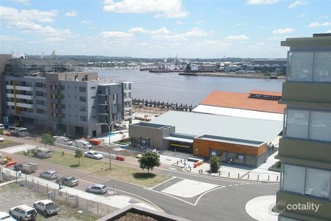 Property photo of 515/14 Honeysuckle Drive Newcastle NSW 2300