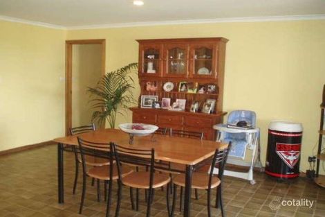 Property photo of 24 Ellendale Avenue Murray Bridge SA 5253