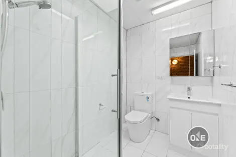 Property photo of 2/12 Oxford Street Box Hill VIC 3128