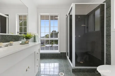 Property photo of 3 Atoll Court Pacific Pines QLD 4211