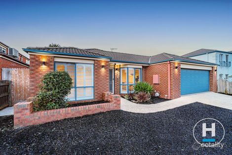 Property photo of 71 McKenzie Crescent Roxburgh Park VIC 3064