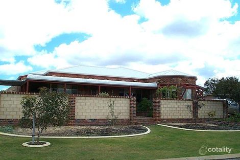 5 Woodlands Rd, Golden Bay, WA 6174